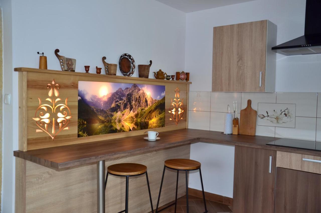U Lassakow Poronin Buitenkant foto