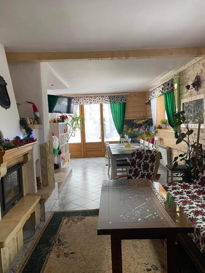 U Lassakow Poronin Buitenkant foto